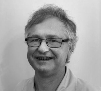 Lek. dent. Piotr Papiór